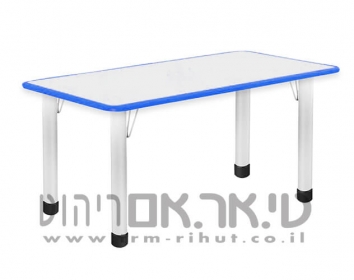 פלטה לשולחן תלמיד