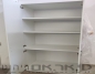 ארונות אחסון עם מדפים