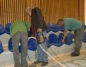 התקנת כסאות איצטדיון על תשתית בטון